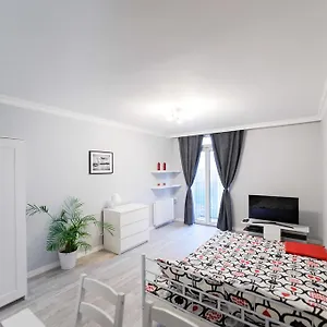 Apartament Grojecka Korotynskiego Апартаменты Варшава